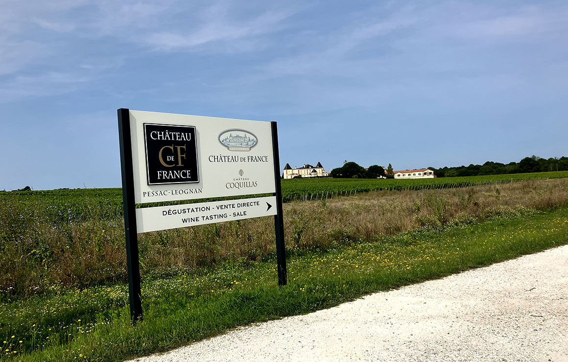 Entrée de Château de France